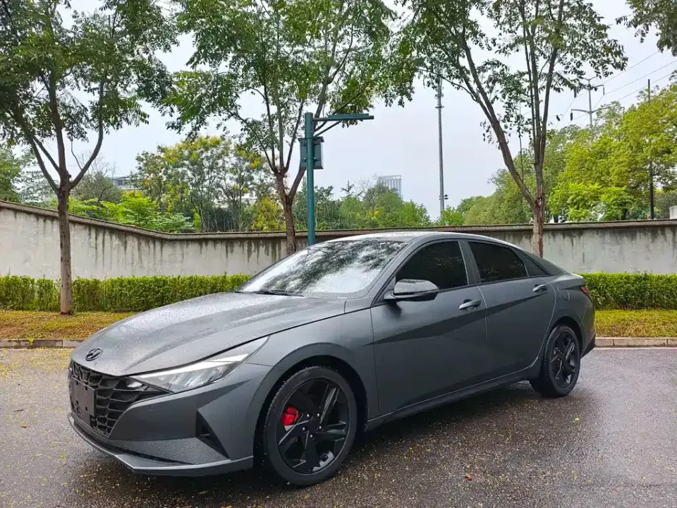Hyundai Elantra
