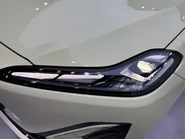 Hongqi Hongqi Tiangong 06