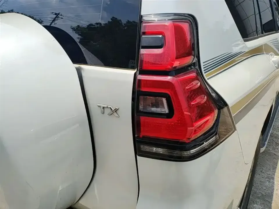 Toyota Prado