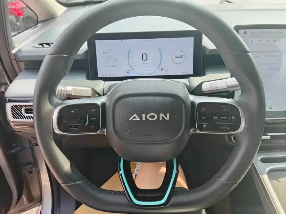 Aion AION Y
