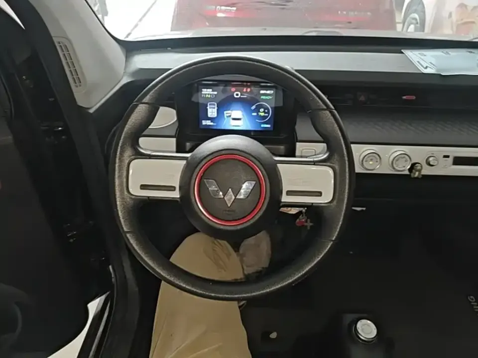 Wuling MINIEV