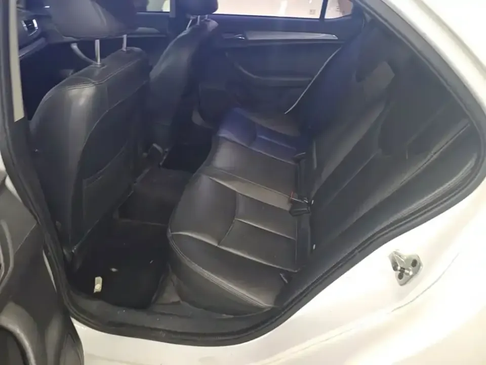Roewe 360