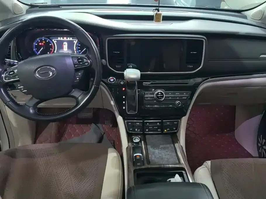 GAC Trumpchi M8