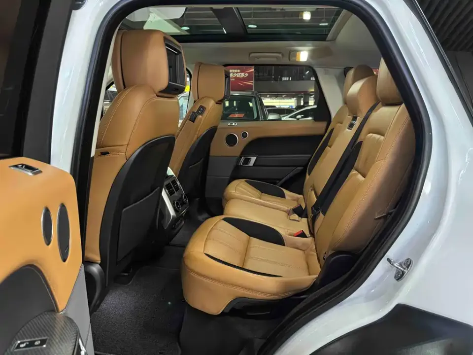 Land Rover Sport