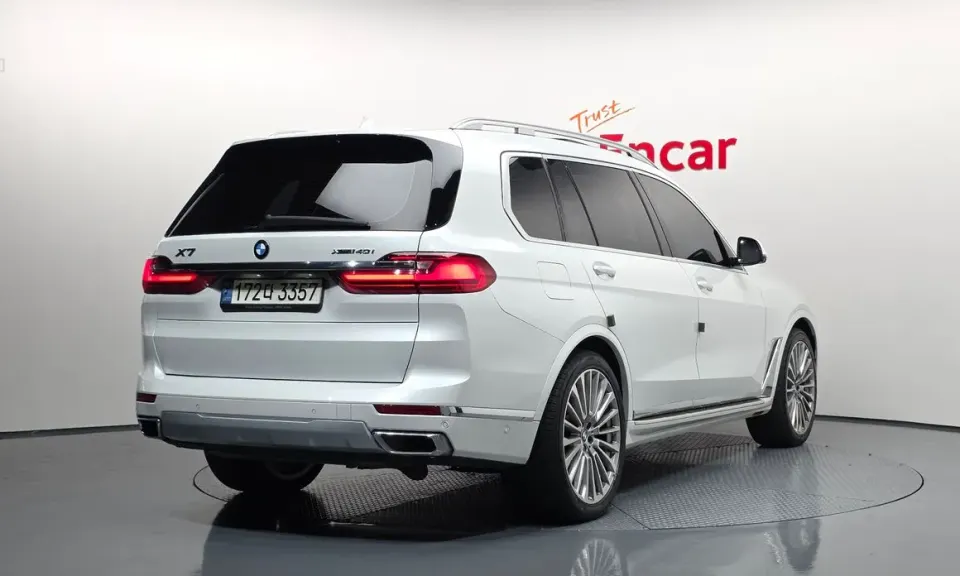 BMW X7