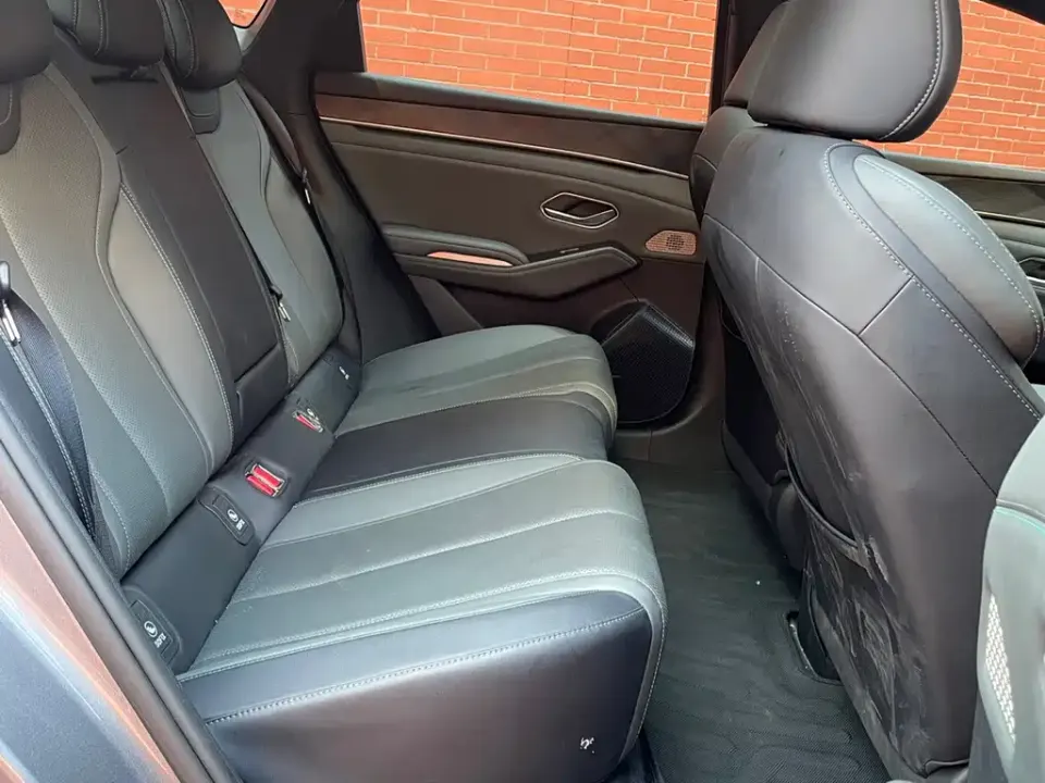 BYD Qin L