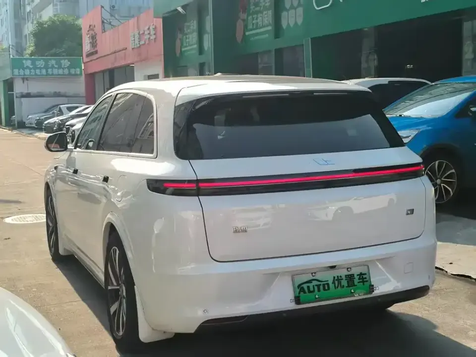 Li Li L7