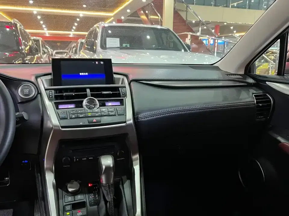 Lexus NX