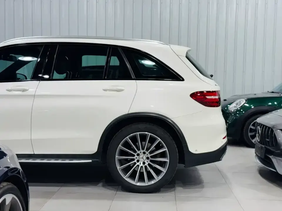 Mercedes-Benz GLC AMG