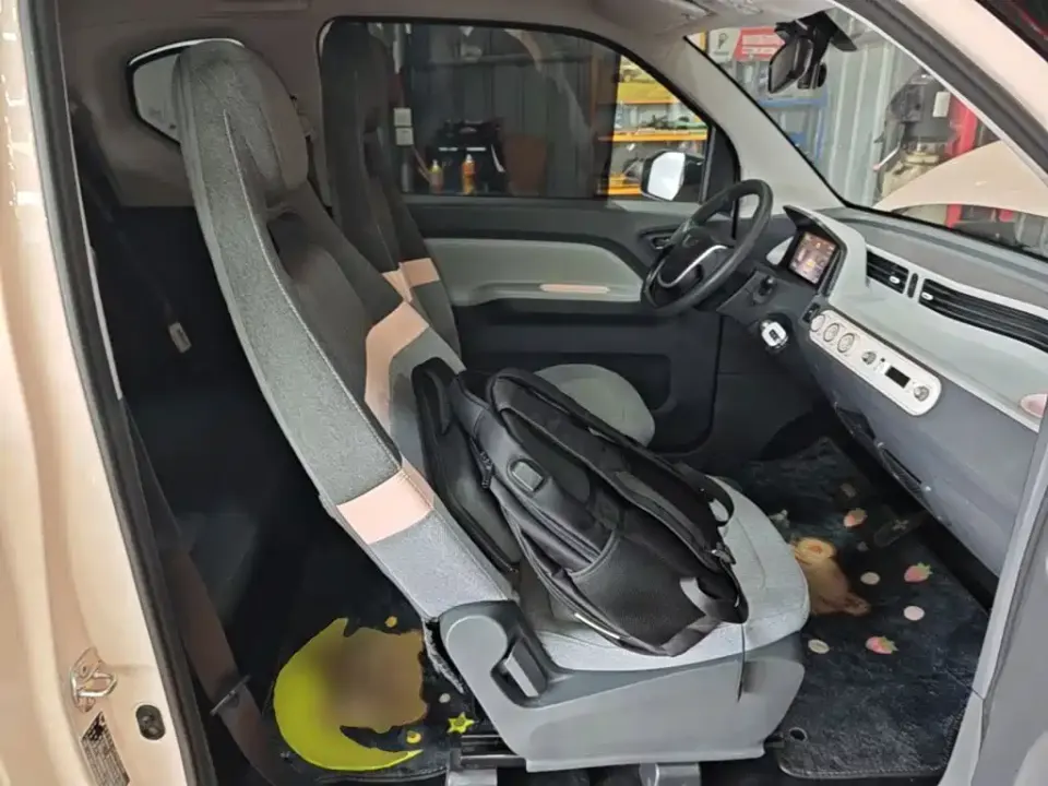 Wuling MINIEV