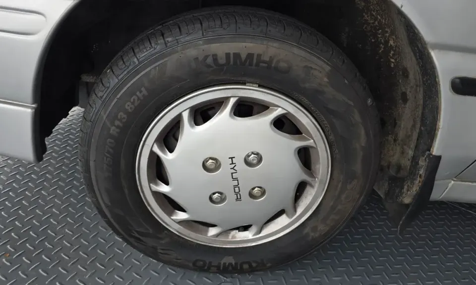 Hyundai Excel
