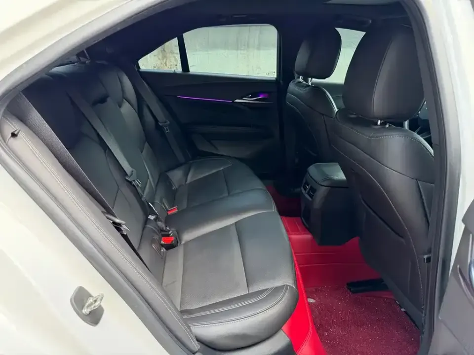 Cadillac CT4