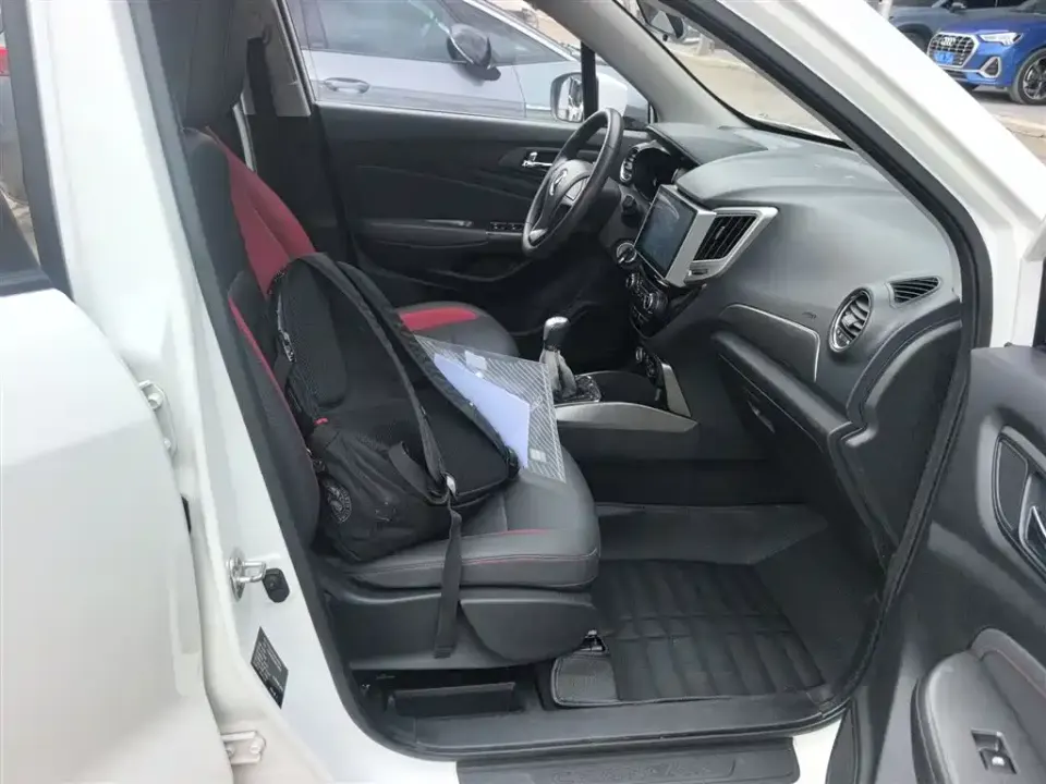Changan CS15