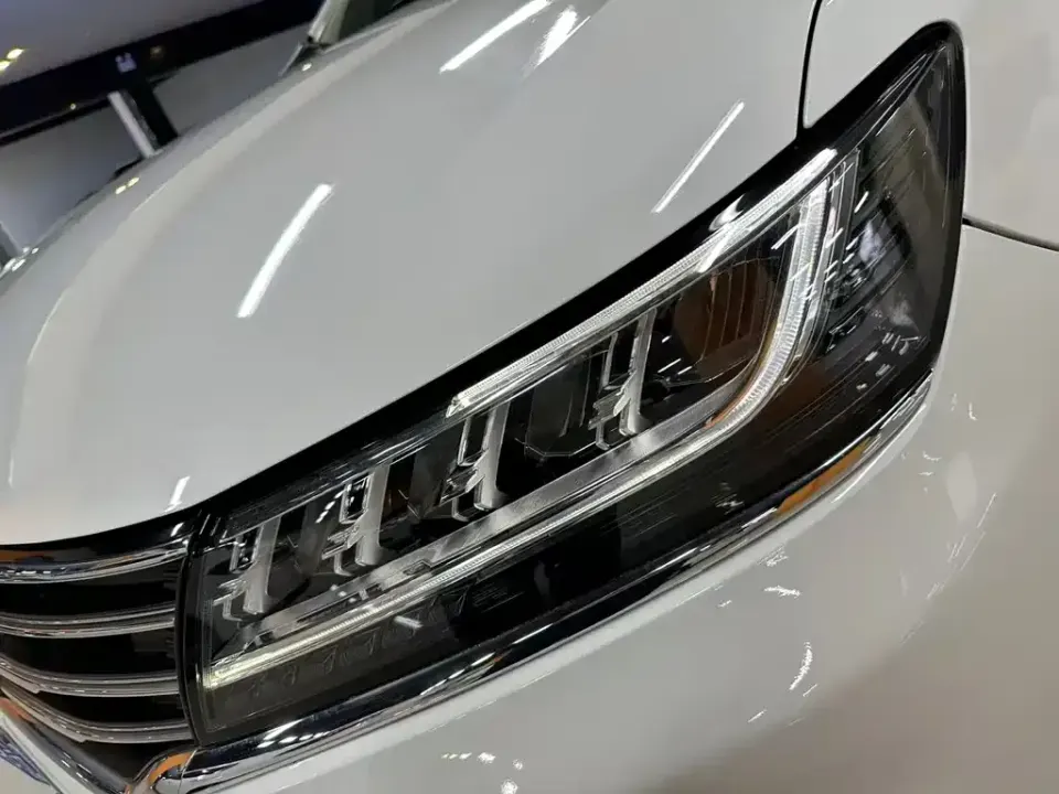 Roewe RX5