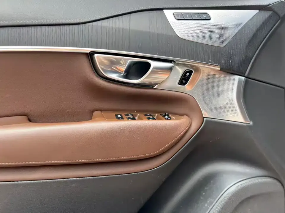 Volvo XC90 PHEV