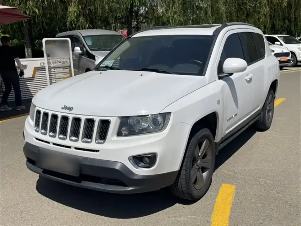 Jeep Compass (Import)