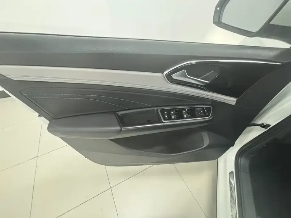 Jetta VS5