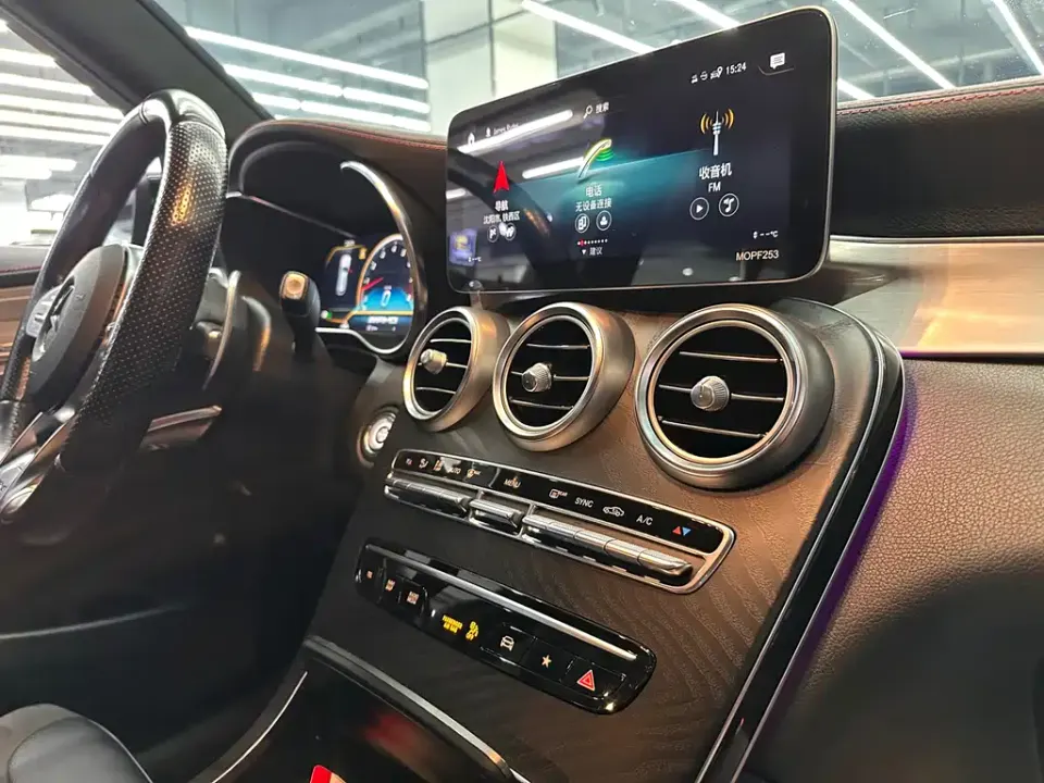 Mercedes-Benz GLC AMG