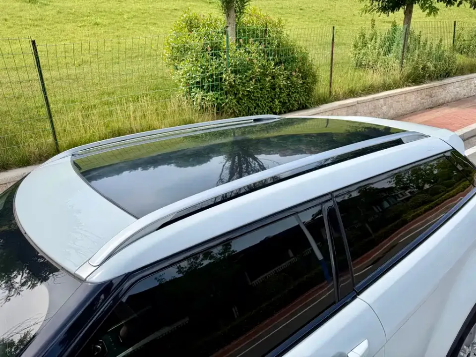 Land Rover Evoque (Import)