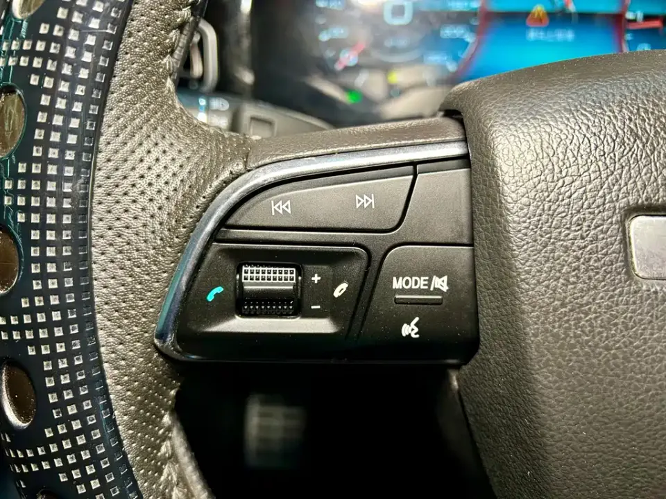 Jetour X90
