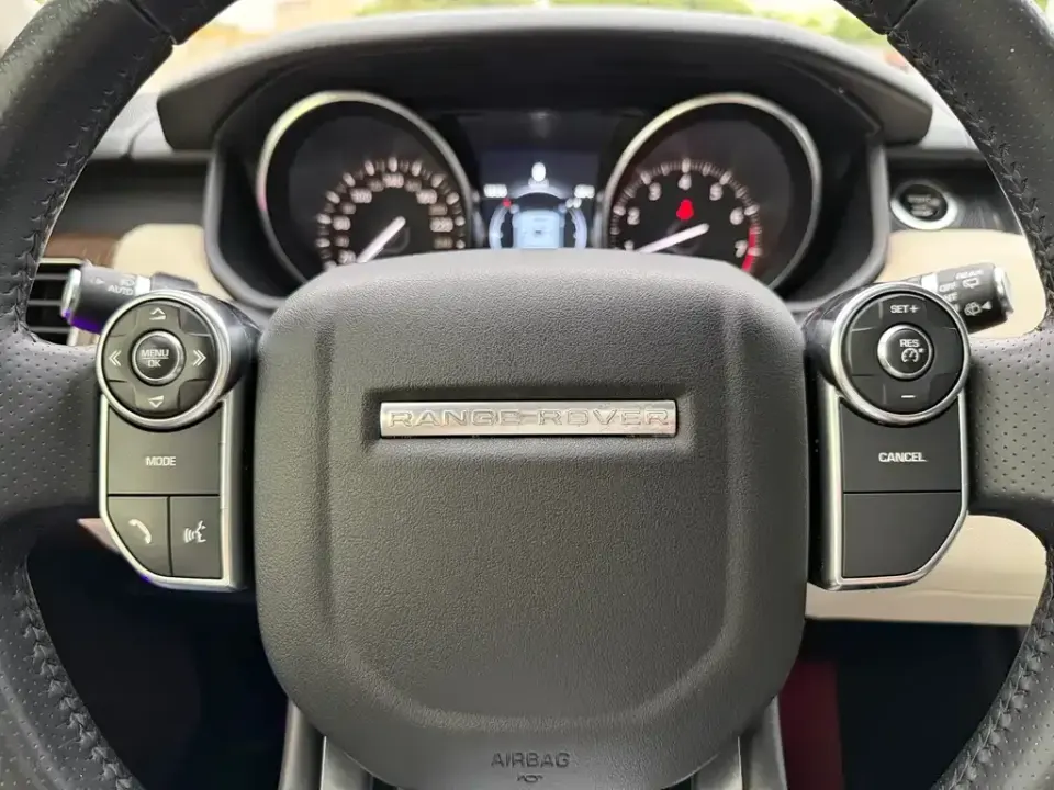 Land Rover Sport
