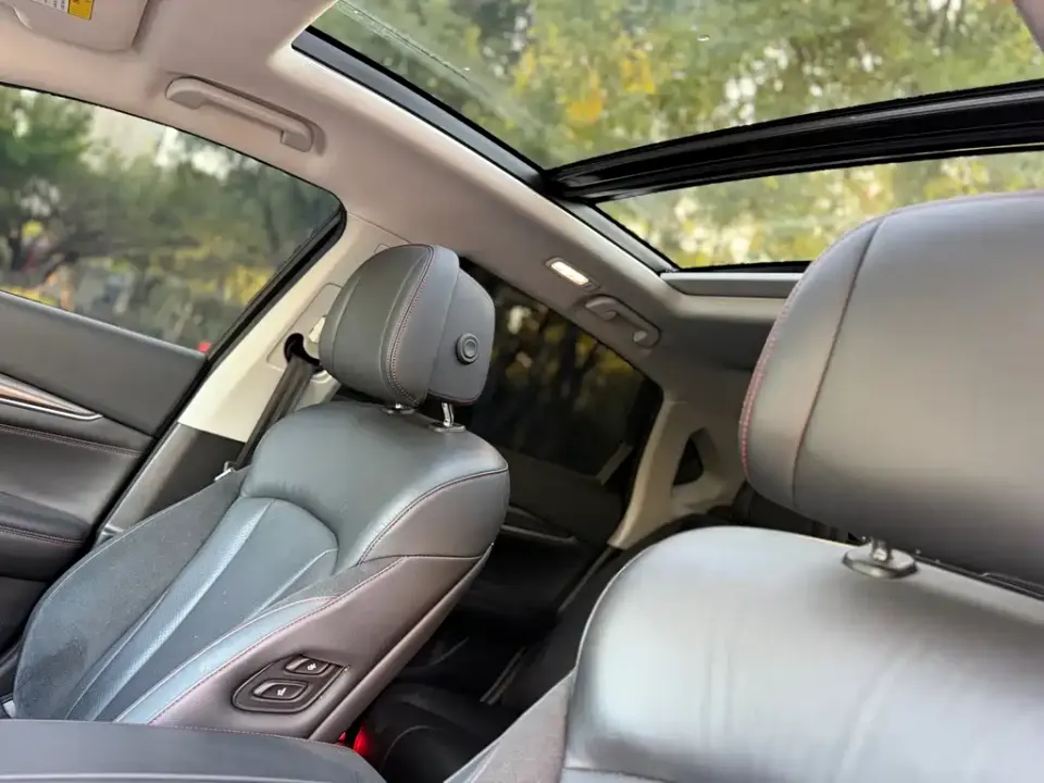 GAC Trumpchi GA8