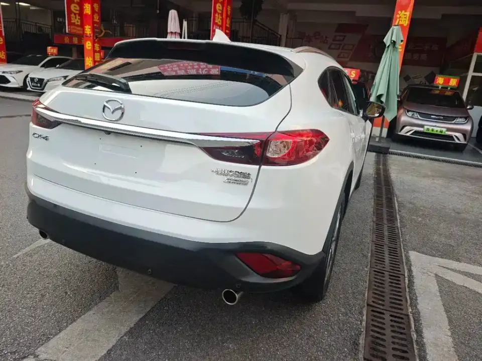 Mazda CX-4