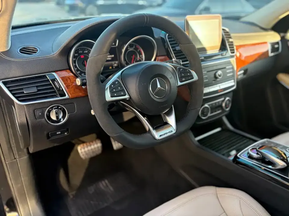 Mercedes-Benz GLS AMG