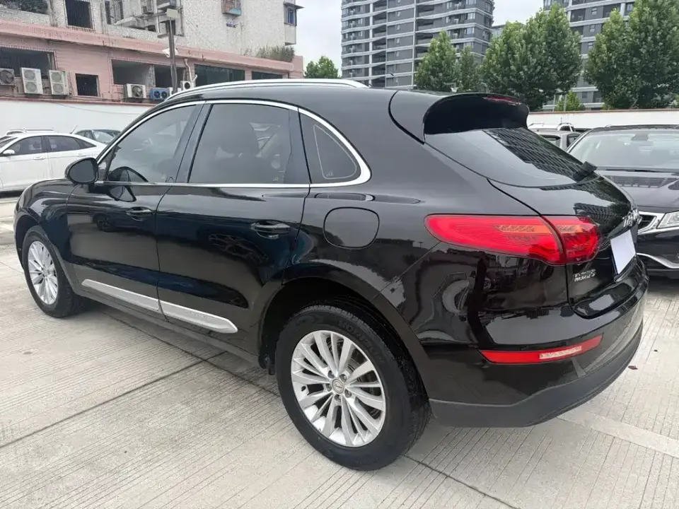 Zotye Zotye SR9