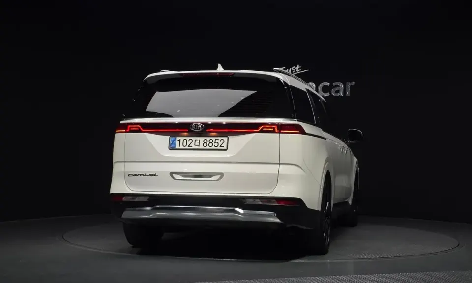 Kia Canival