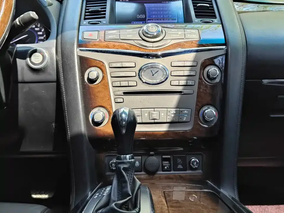 Infiniti QX