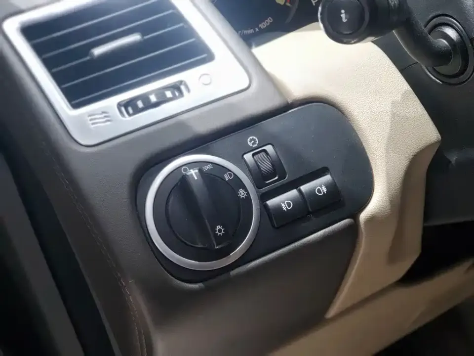 Land Rover Sport