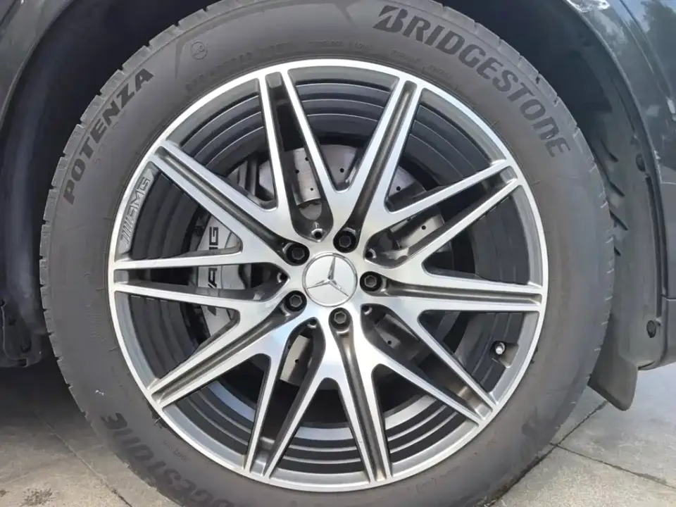 Mercedes-Benz GLC AMG