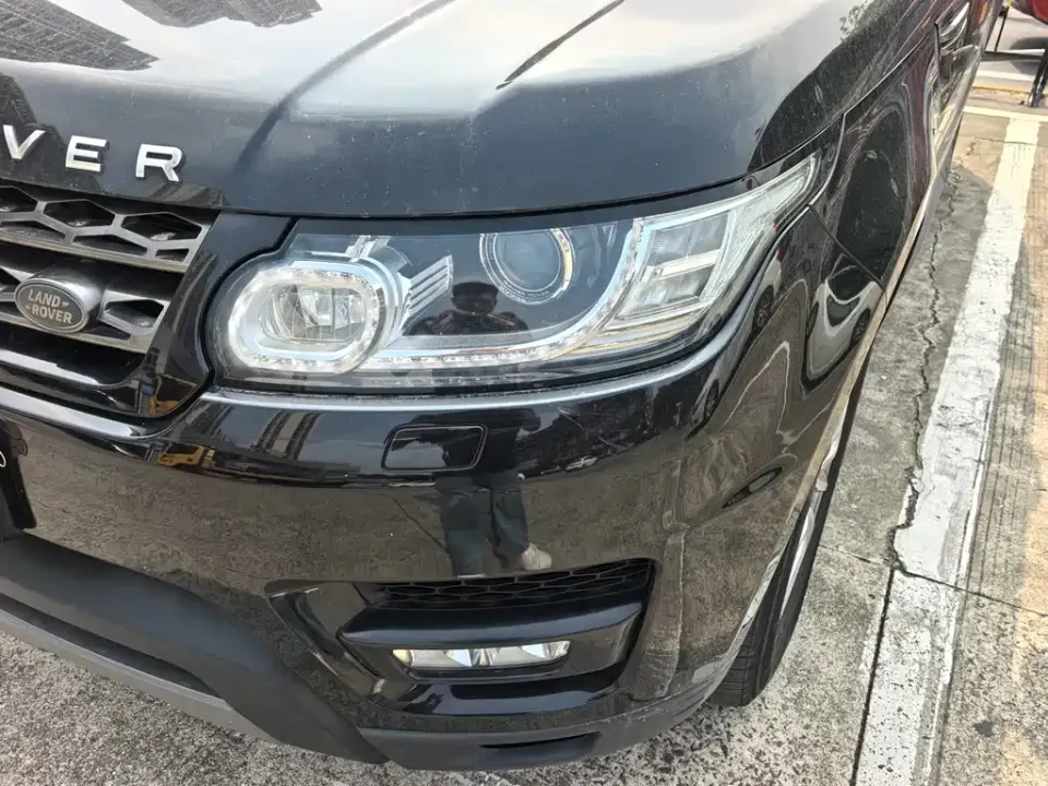 Land Rover Sport