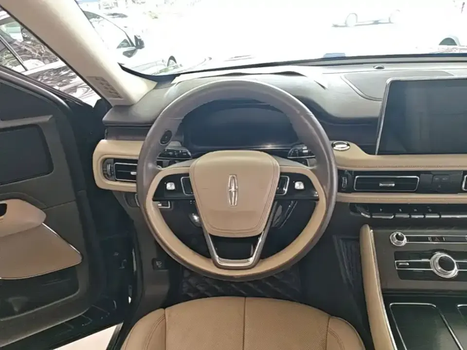 Lincoln Aviator (Import)