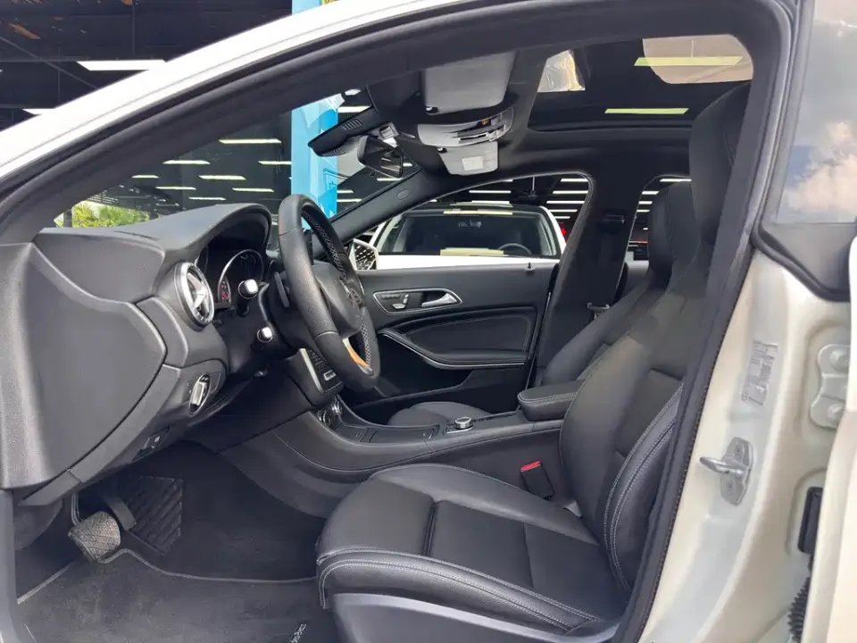 Mercedes-Benz CLA (Import)