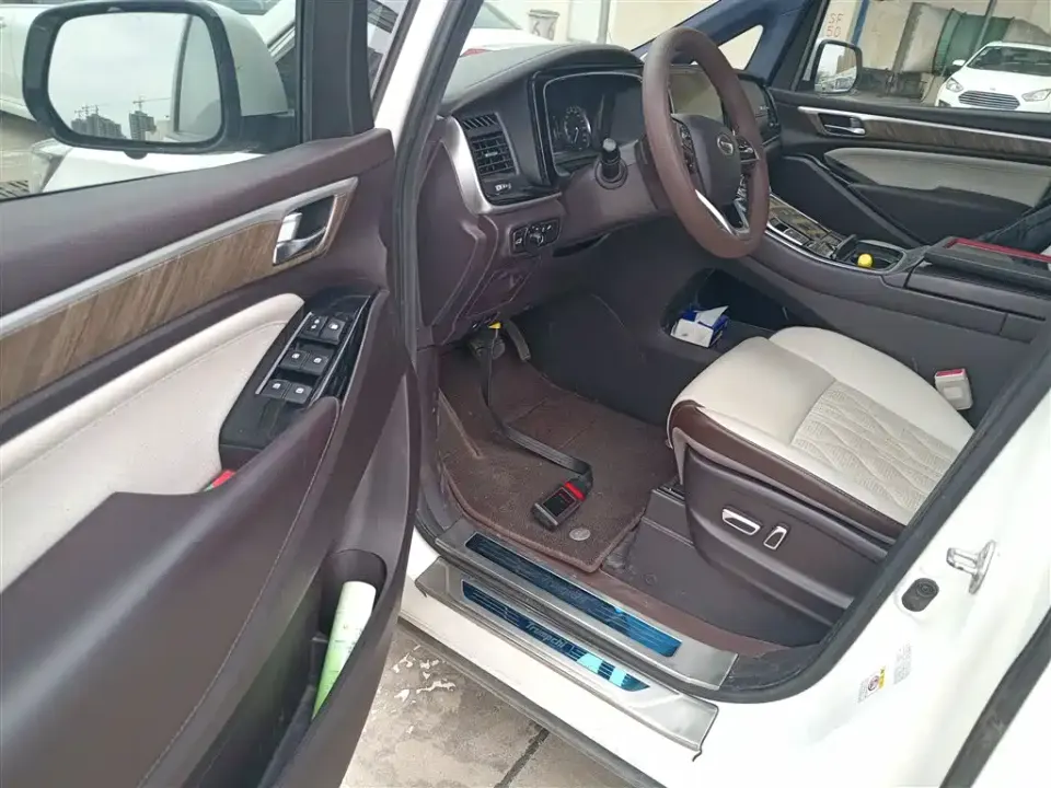 GAC Trumpchi M8