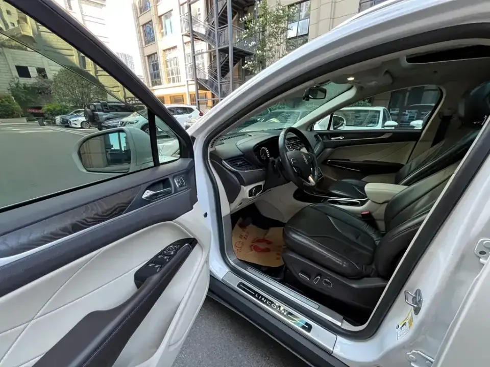 Lincoln MKC