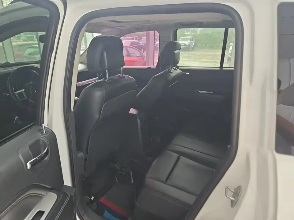 Jeep Compass (Import)
