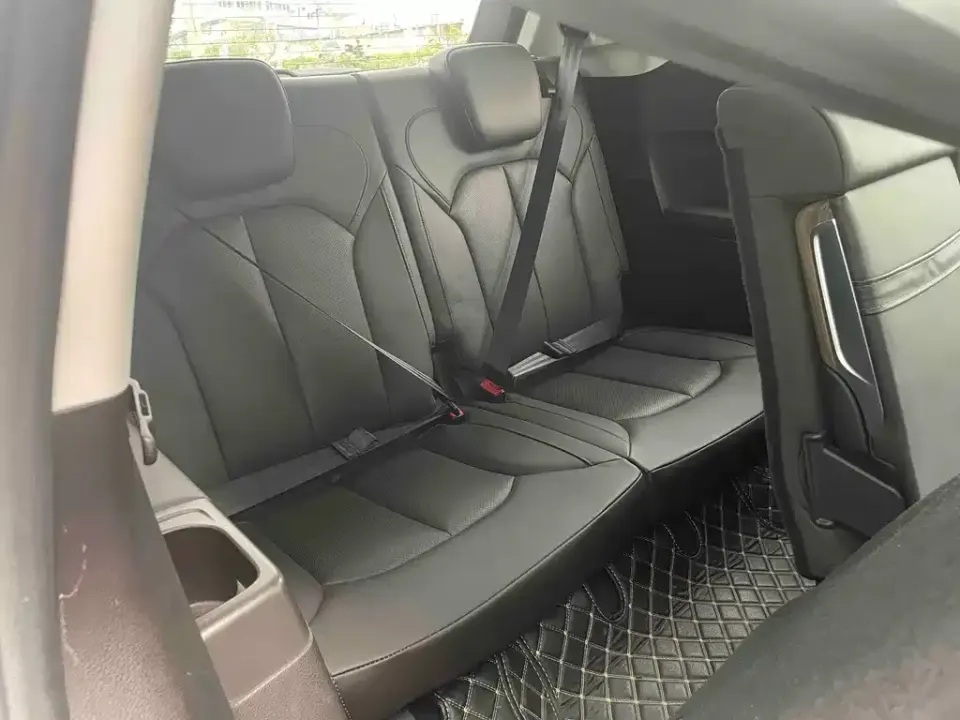 Roewe RX8