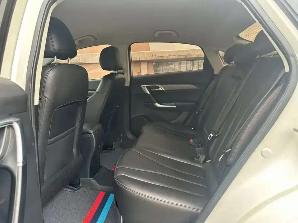 BAIC EU5