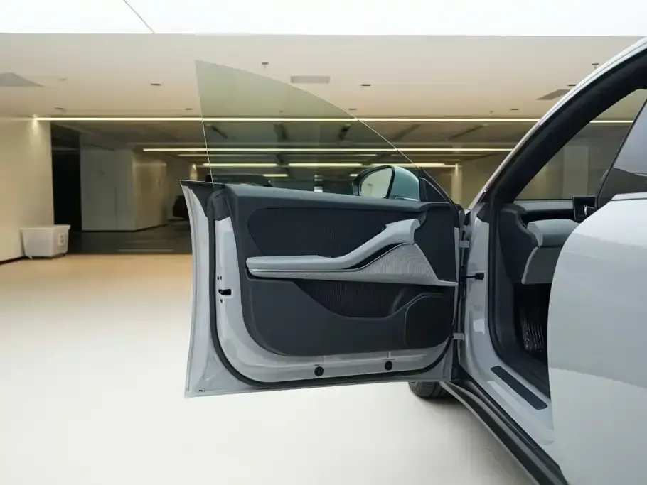 Nio ET5T