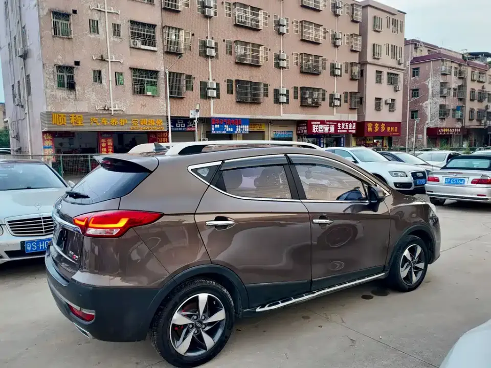JAC Refine S3