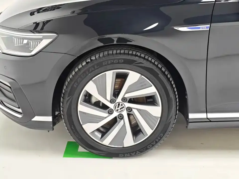 Volkswagen Magotan PHEV
