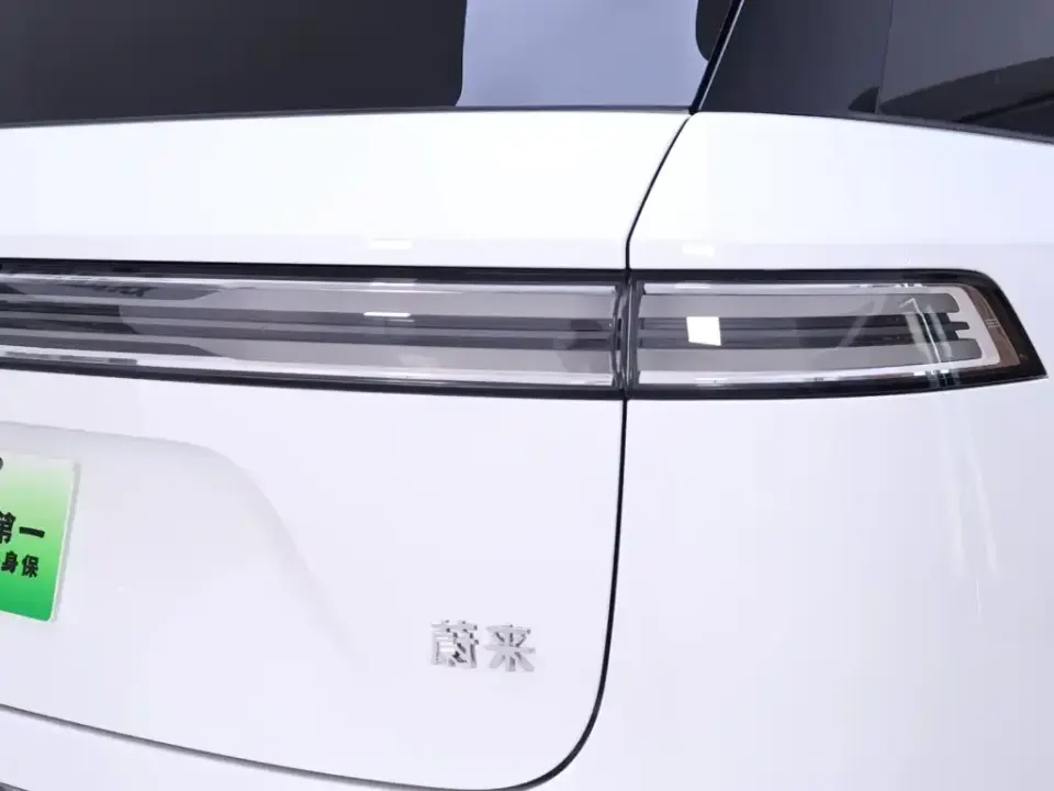 Nio ES9