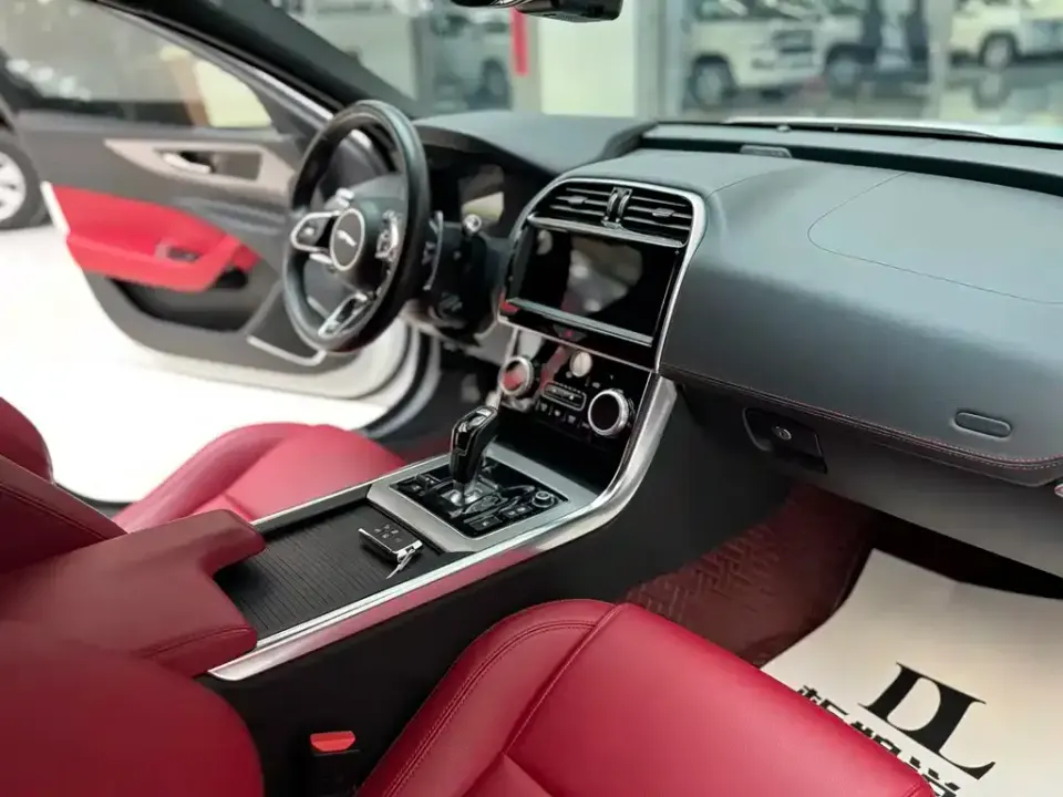 Jaguar XEL