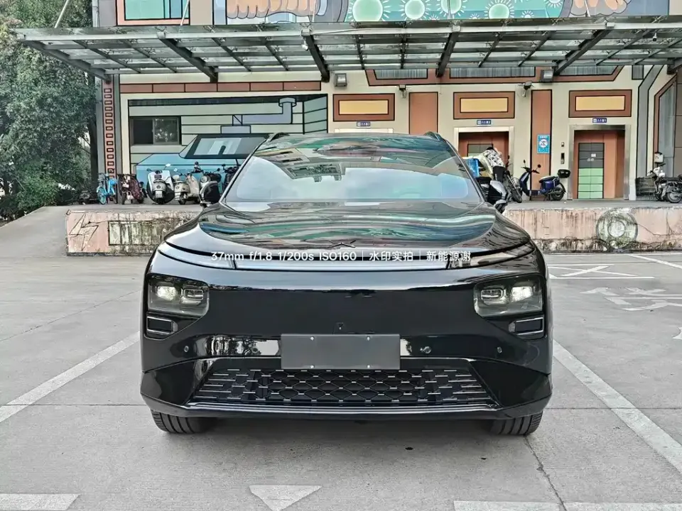 Xpeng G9