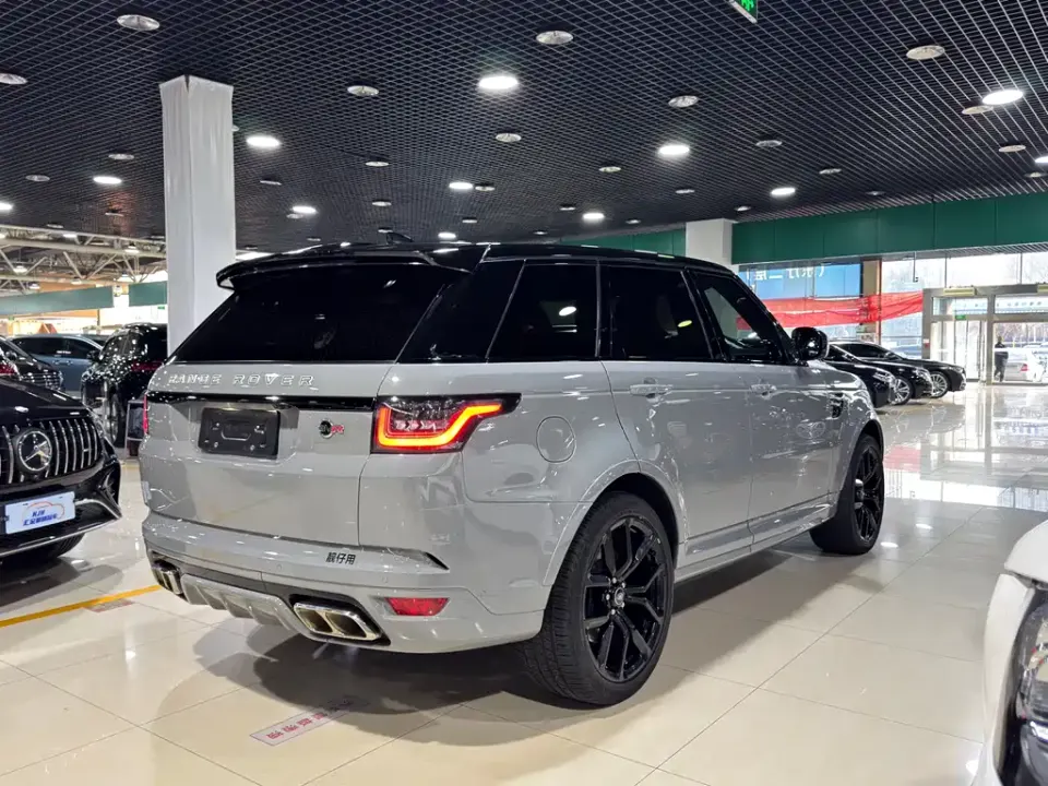 Land Rover Sport
