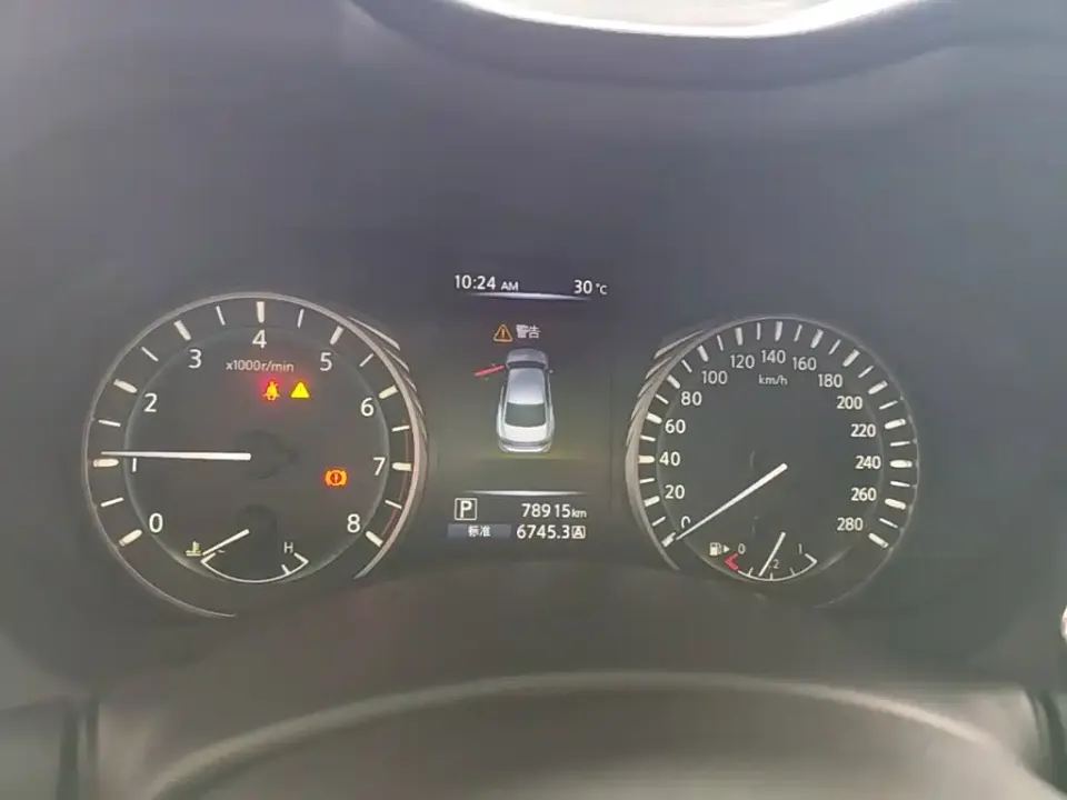 Infiniti Q50L
