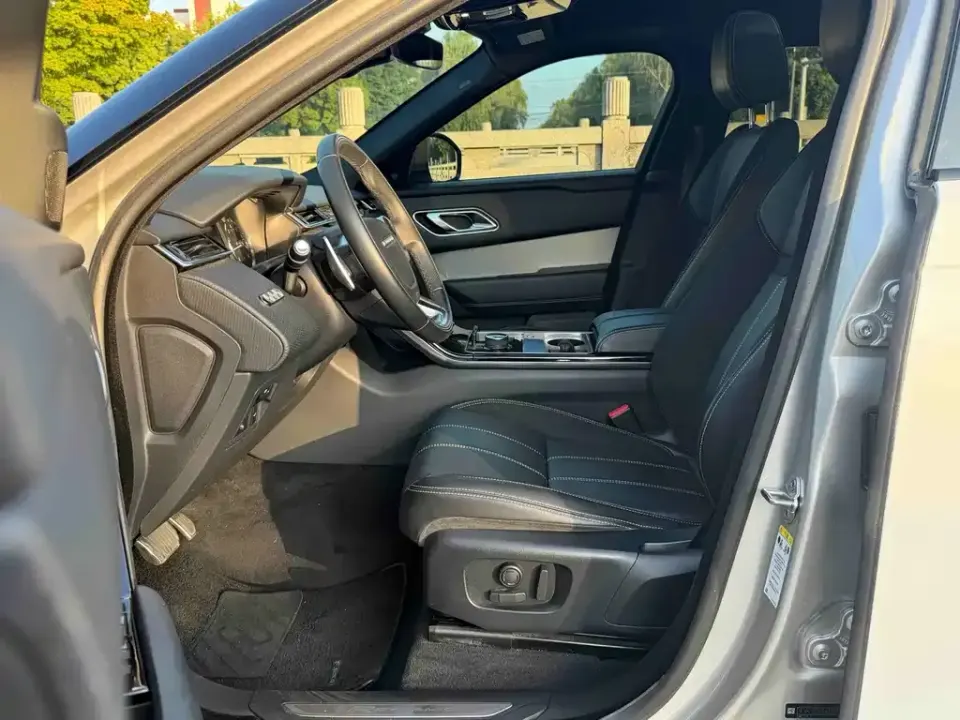 Land Rover Velar